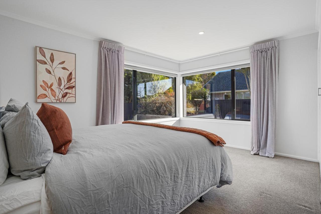 Private, Family-Friendly Home, 4Br By Airport & Free Parking Christchurch Luaran gambar