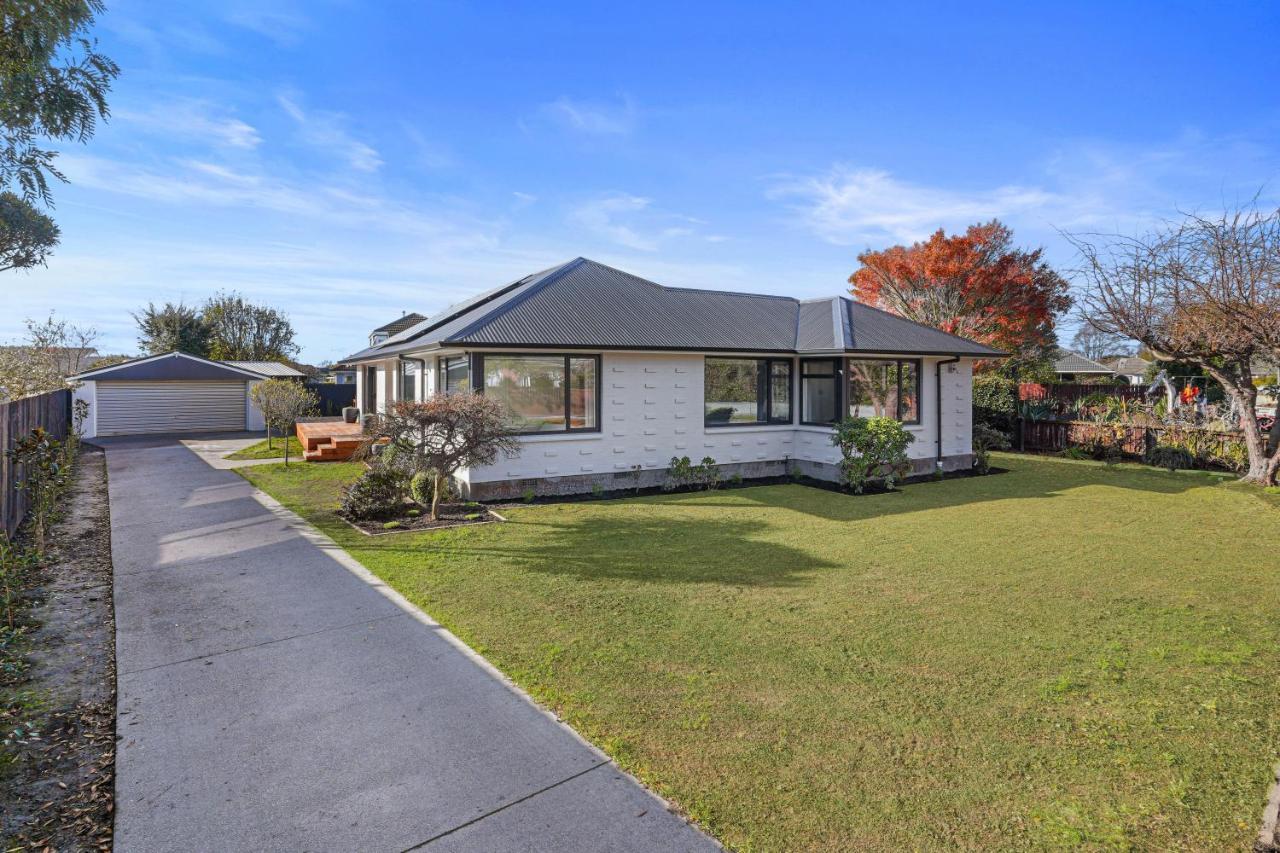 Private, Family-Friendly Home, 4Br By Airport & Free Parking Christchurch Luaran gambar